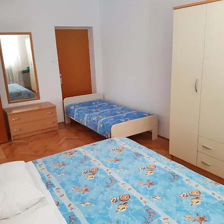 Maki & Suzi Pensión